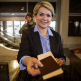 Seguro médico válido para visado en España